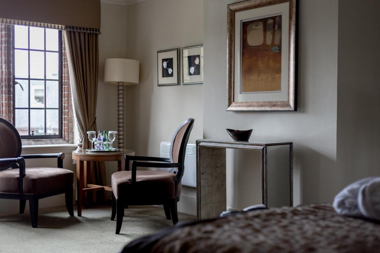 Western House Hotel At Ayr Racecourse Exterior foto